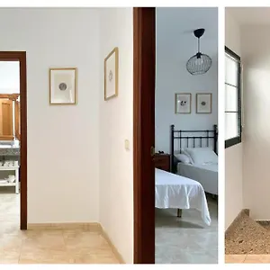 https://villa-sevilla.in-canary-islands.com